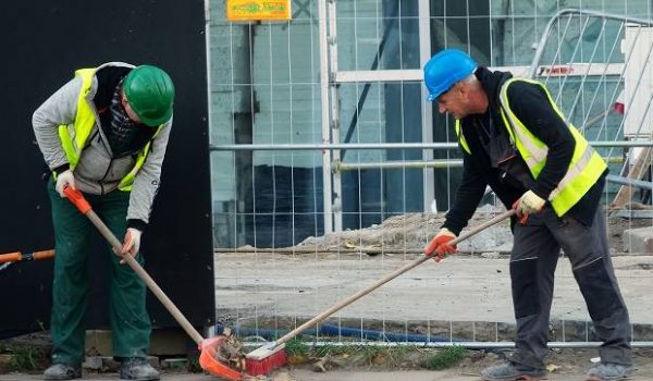 Construction Site Cleaner Jobs in Canada With Free Visa Sponsorship | Eligibility + Application