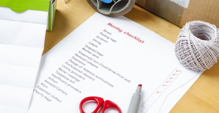 The Ultimate Checklist for Moving to Canada for Work